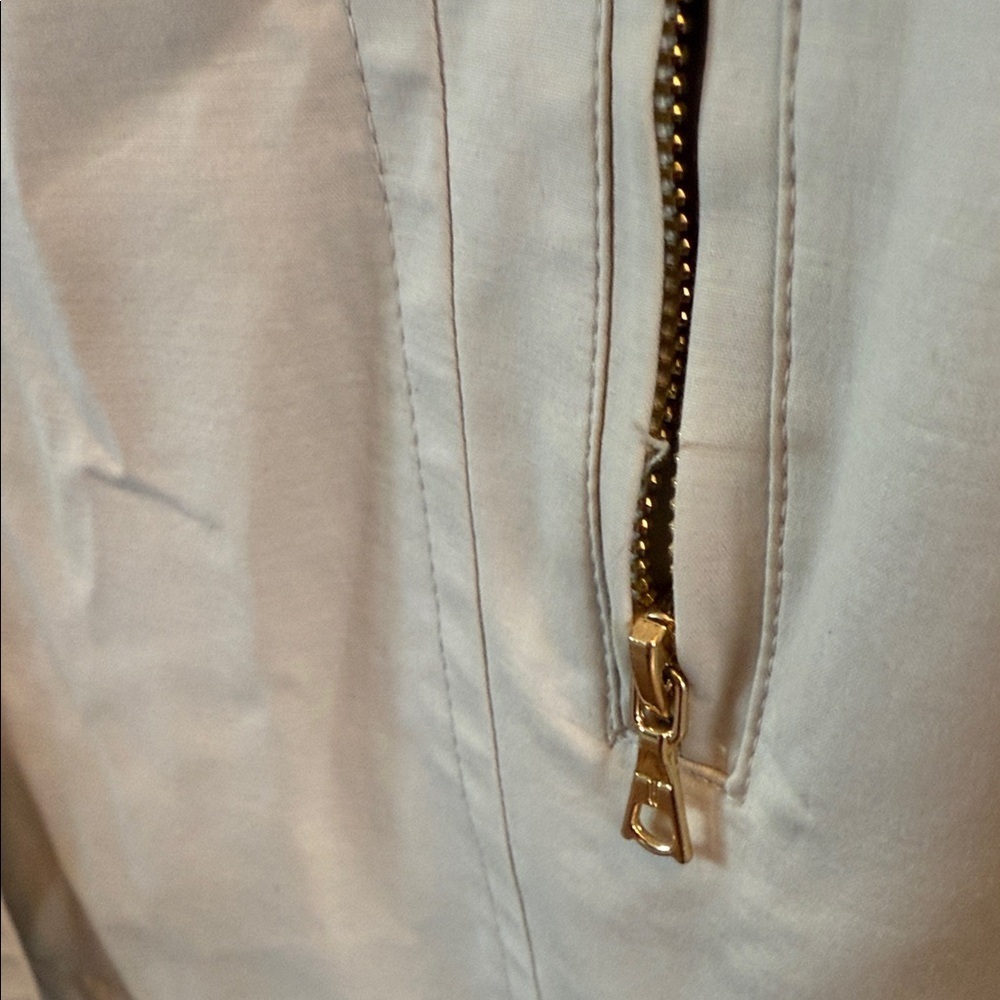 Trina Turk Beige Trench Coat with Gold Accents. Size 8 - Picture 3 of 7
